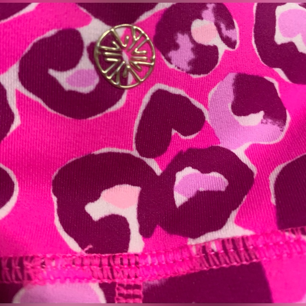 Lilly Pulitzer Luxletic Weekender high-rise leggings in “Don't Be a Cheetah" - Picture 4 of 6